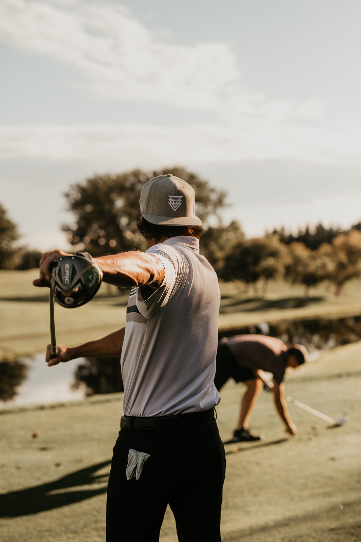 TRIANGLES SNAPBACK HEATHERED GREY